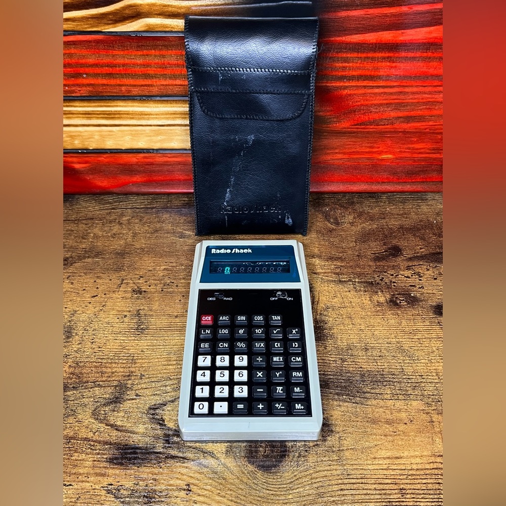 RARE Vintage RadioShack EC-281 Handheld Electronic Calculator With Case *READ*
